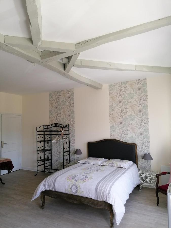 Chambre D'Hotes Esprit De Famille Landreville Exterior photo