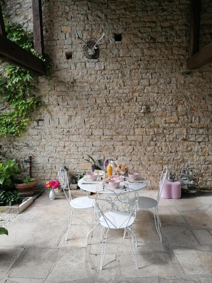 Chambre D'Hotes Esprit De Famille Landreville Exterior photo